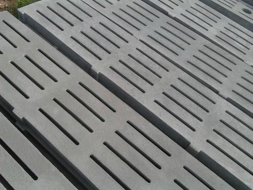 ����©���