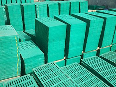 ����©���